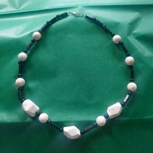 Howlite necklace 19in long